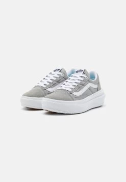 Vans Ua Old Skool Overt Cc - Sneakers Laag - Drizzle -Kleding Verkoop 0bcce602a32a455a97c42cd23d88a37a