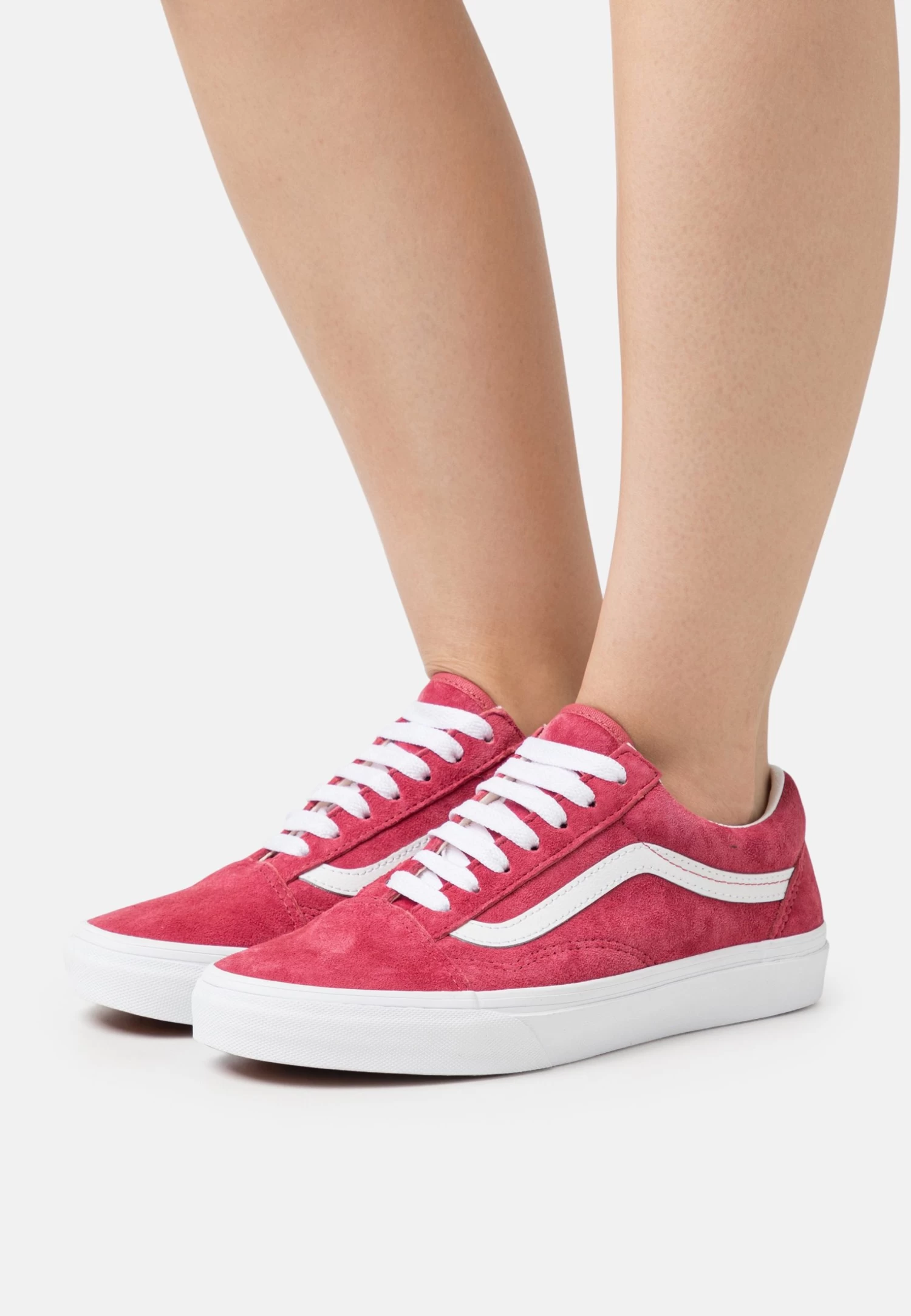 Vans Old Skool Unisex - Sneakers Laag - Holly Berry 1 Vans Old Skool Unisex - Sneakers Laag - Holly Berry