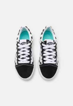 Vans Ua Old Skool Overt Cc - Sneakers Laag - Black/White 9 Vans Ua Old Skool Overt Cc - Sneakers Laag - Black/White -Kleding Verkoop 2aa4ffaa37224d1db4130de0626e8af2