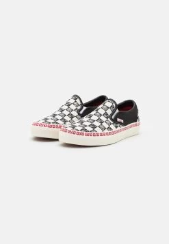 Vans Classic Slip On - Instappers - Black -Kleding Verkoop 4cb3668542d5445088a088e59d10a638