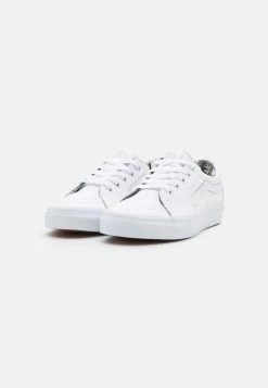 Vans Sk8-Low Unisex - Sneakers Laag - True White -Kleding Verkoop 510b99f0da5c4bf5bb0b6f25ff735a6f