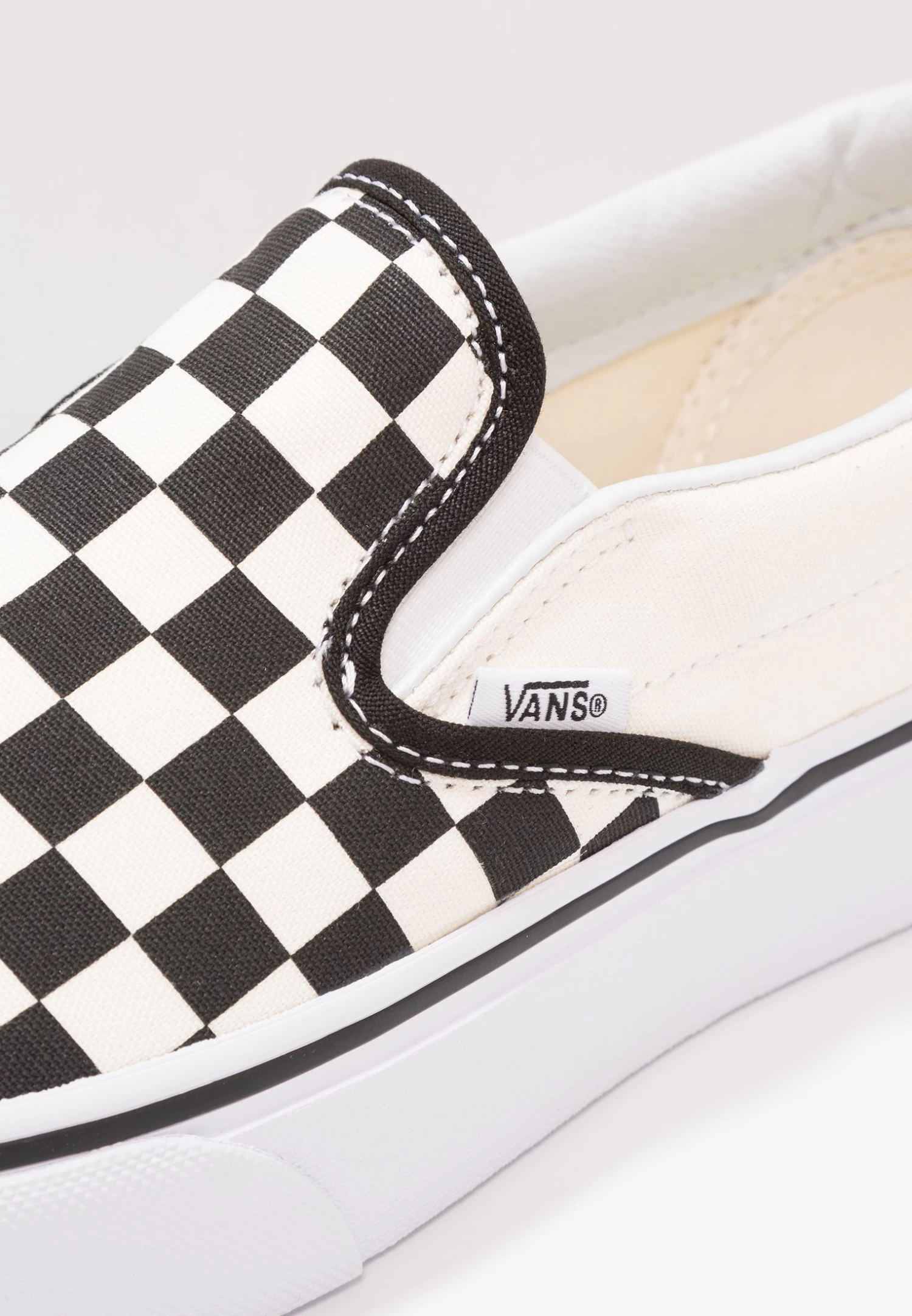Vans Ua Classic Slip-On Platform - Instappers - Black/White 9 Vans Ua Classic Slip-On Platform - Instappers - Black/White - Afbeelding 9