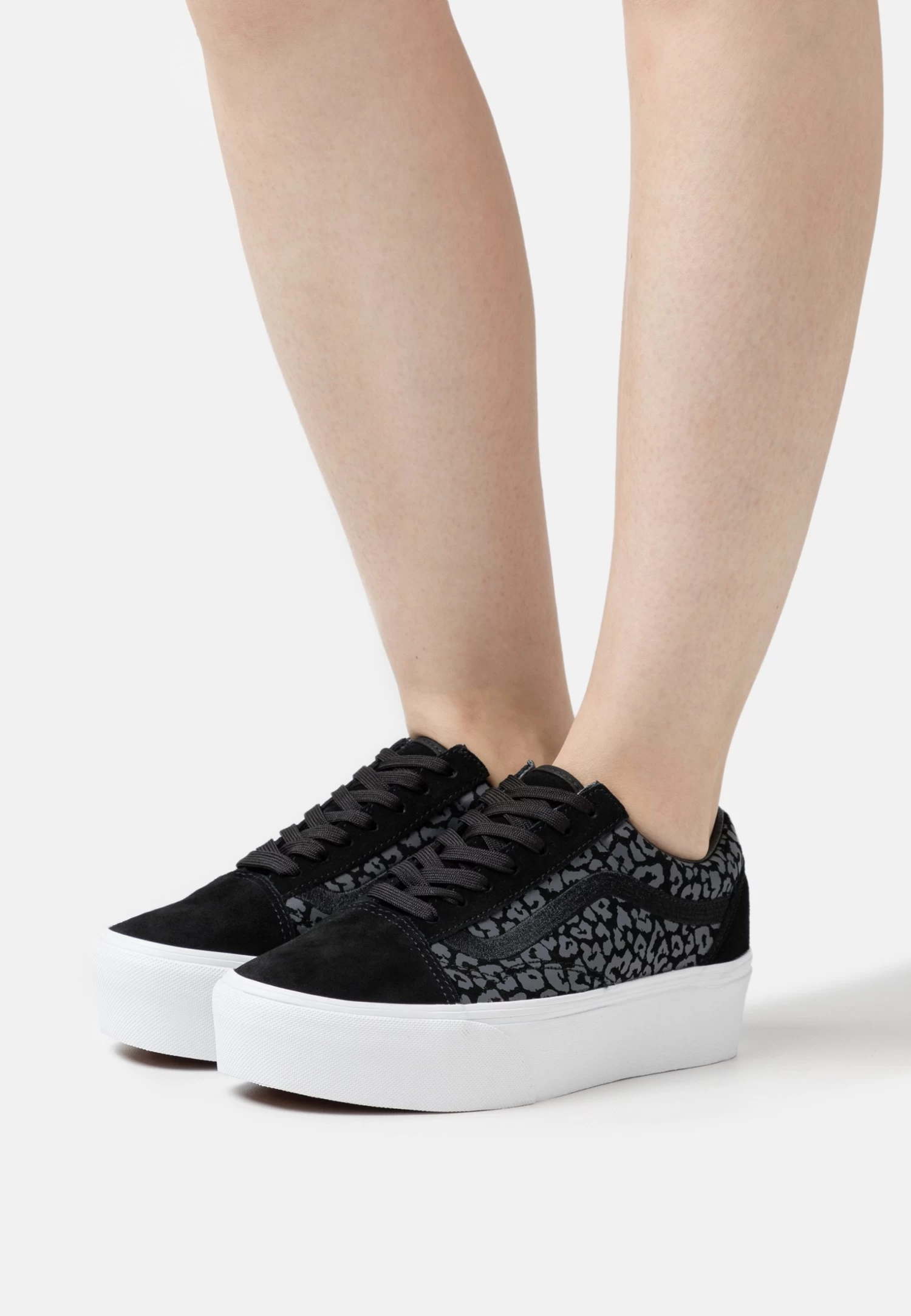 Vans Old Skool Stackform - Sneakers Laag - Black 1 Vans Old Skool Stackform - Sneakers Laag - Black