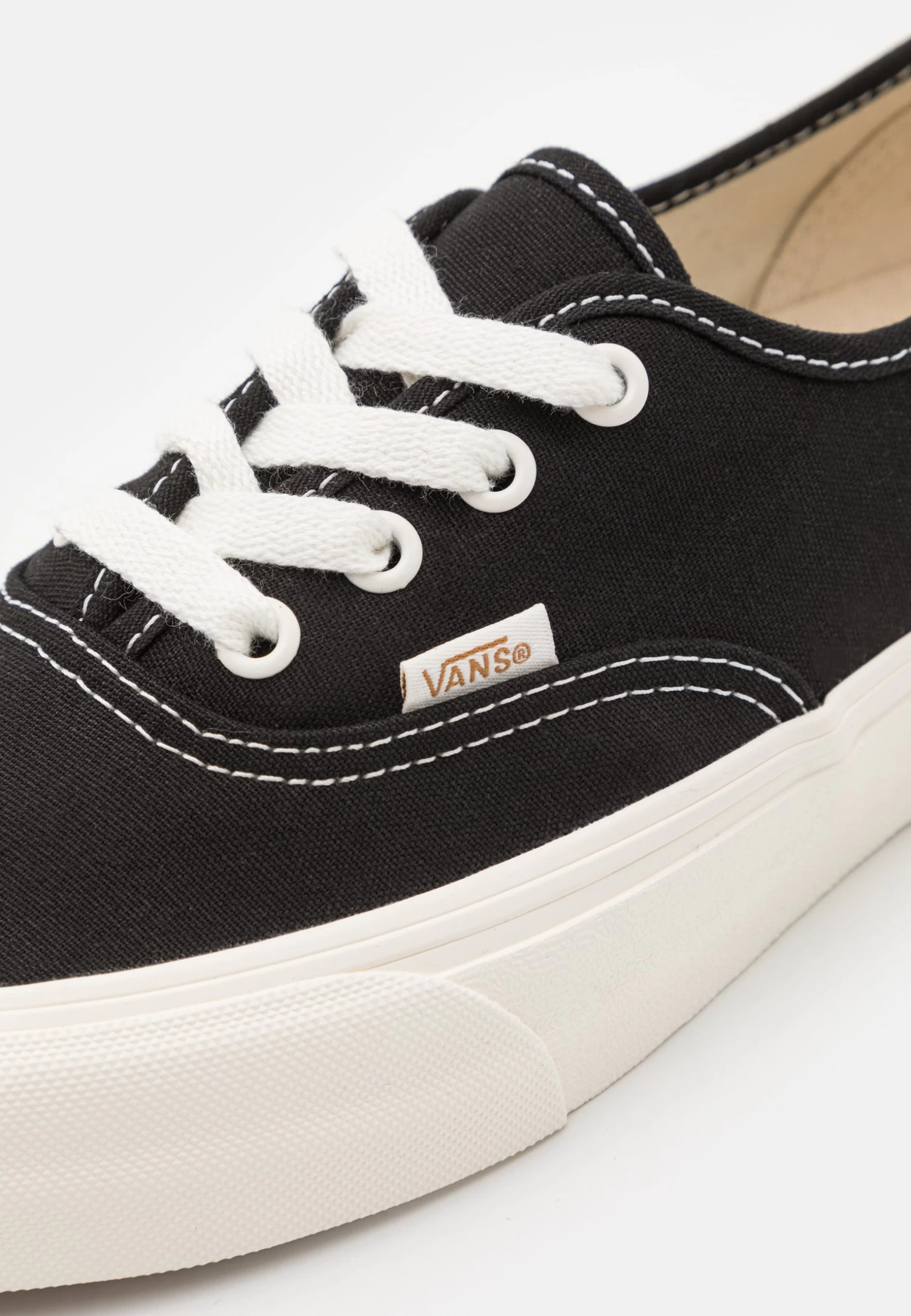 Vans Authentic Vr3 Unisex - Sneakers Laag - Black/Marshmallow 6 Vans Authentic Vr3 Unisex - Sneakers Laag - Black/Marshmallow - Afbeelding 6
