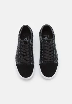 Vans Old Skool Stackform - Sneakers Laag - Black 11 Vans Old Skool Stackform - Sneakers Laag - Black -Kleding Verkoop c1a90362dc3e4987a6987a05080a0e80