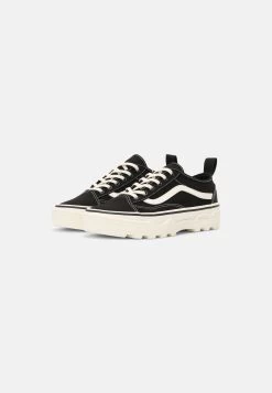 Vans Sentry Old Skool - Sneakers Laag - Black/Marshmallow 8 Vans Sentry Old Skool - Sneakers Laag - Black/Marshmallow -Kleding Verkoop c4756b1869e345f3adad4772d334ebdf