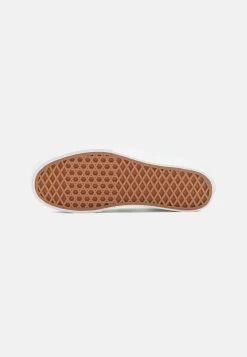 Vans Classic Stackform - Instappers - Green/True White 10 Vans Classic Stackform - Instappers - Green/True White -Kleding Verkoop c5fa05206f134ec68eeec56489d66b34