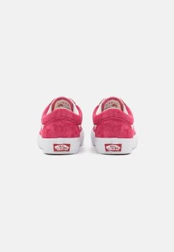 Vans Old Skool Unisex - Sneakers Laag - Holly Berry 9 Vans Old Skool Unisex - Sneakers Laag - Holly Berry -Kleding Verkoop d9df96418e0d4c32b4dbe6b877300e17