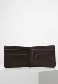 Vans Mn Drop V Bifold Wallet - Portemonnee - Dark Brown 9 Vans Mn Drop V Bifold Wallet - Portemonnee - Dark Brown -Kleding Verkoop dad4705ac404449cade3bea4e8cb61c8
