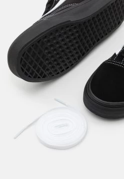 Vans Old Skool Unisex - Sneakers Laag - Black/True White 11 Vans Old Skool Unisex - Sneakers Laag - Black/True White -Kleding Verkoop e0e91fbf4cbc47139b5e6e93384911b1