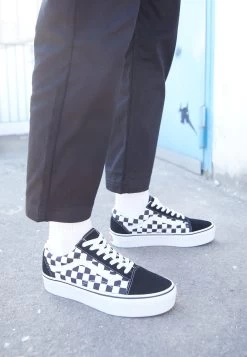 Vans Ua Old Skool Platform - Sneakers Laag - Black/White -Kleding Verkoop e256623eb08b4723af50cafb82114b81
