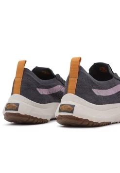 Vans Ua Ultrarange Vr3 - Sneakers Laag - Black 15 Vans Ua Ultrarange Vr3 - Sneakers Laag - Black -Kleding Verkoop e3e958e96cb84524af31d3fa37b3b33d